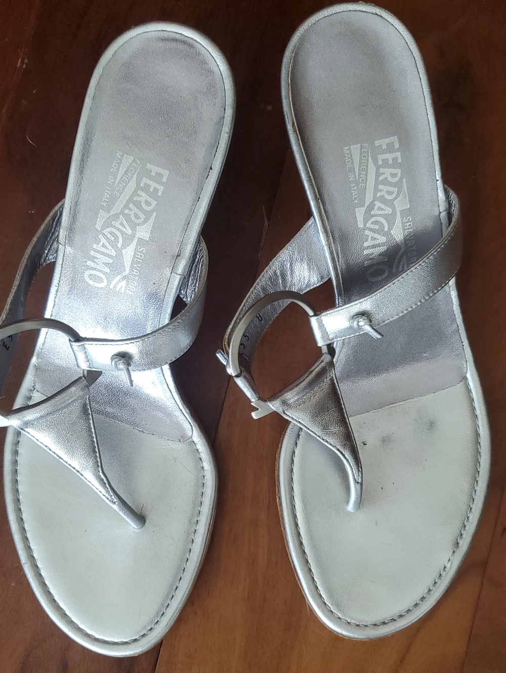 Salvatore Ferragamo Metallic Silver Leather Thong Sandals